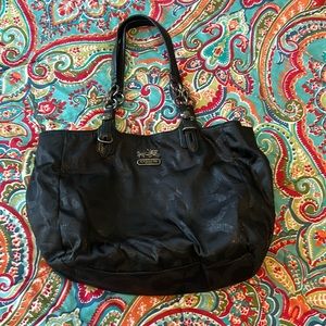 Coach Mia Signature Tote Bag Shoulder Purse G1073-15746 Pre-owned